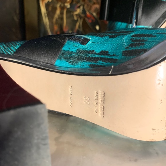 MIU MIU snakeskin and velvet platform boots - Picture 8 of 8